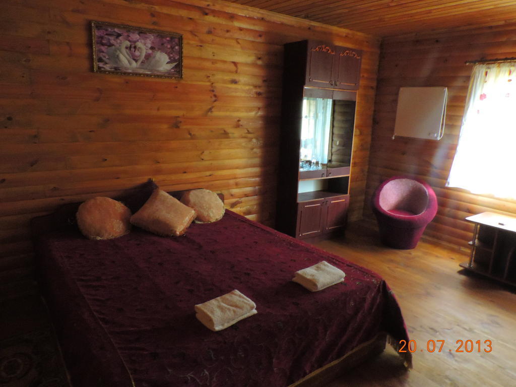 Готель Slavutich Нова Каховка Номер фото